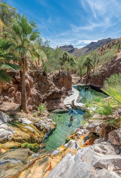 1 D 825 Aq Wf1 Hot Springs2 Lg