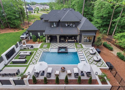 Category: Geometric | By Jim Hinson Pools, Raleigh, N.C.