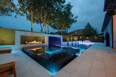 Category: Geometric | By Riverbend Sandler Pools, Plano, Texas