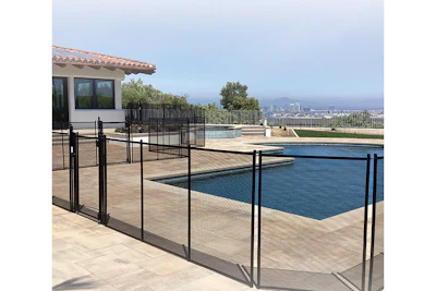 2 F 326 Aq F2 Cover Care Poolsafe Fencing Booth 2007 Ac Show