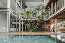 1 Q 426 Aq Wf1 Pridi House1