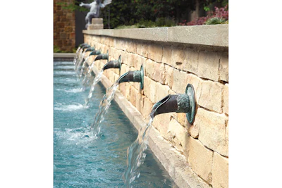 3 E 623 Aq Pf Outdoor Living Fountain People