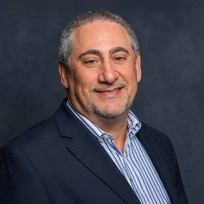 Neil Tarallo 800x800 Headshot